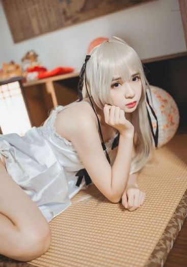 精品亚洲一区二区三区四区京热_日韩成人在线