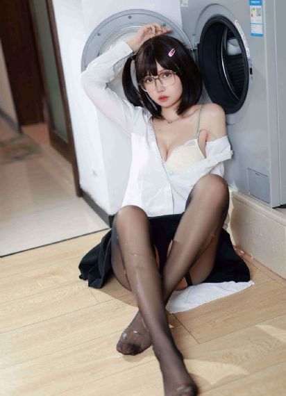 成人热舞视频一区_完整无删减版