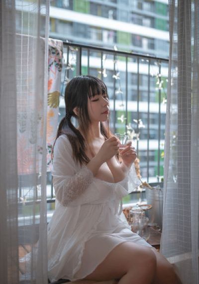 日韩精品成人网_蓝光迅雷电影在线