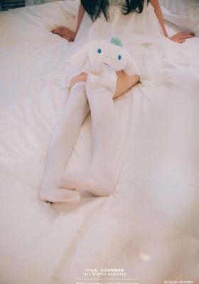 国产护士美腿丝袜精品视频_4K最新电影在线观看